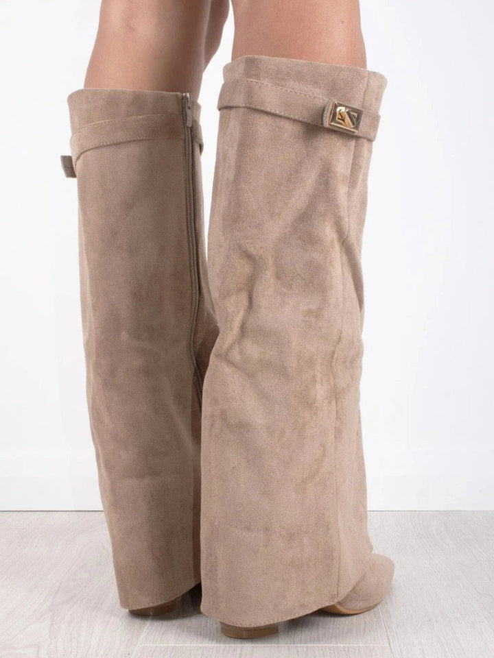 Paloma | Pointed Boot with Fold-Over Gold Detail