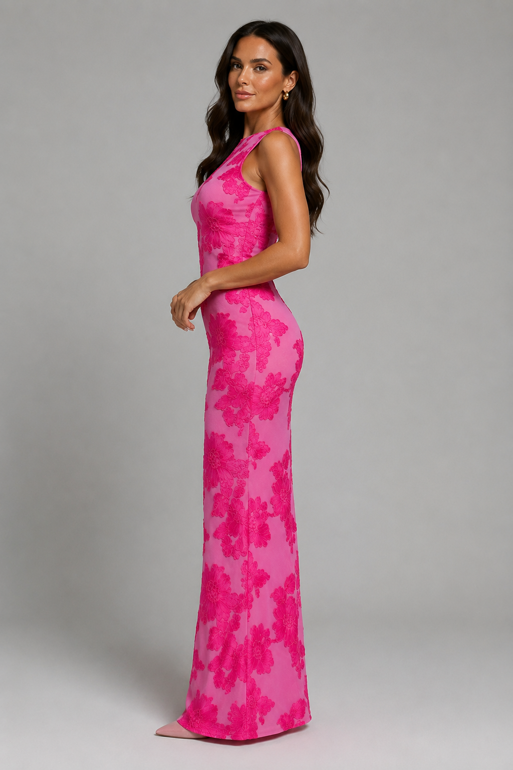 Genevieve | Floral Embroidered Maxi Dress with Fitted Silhouette
