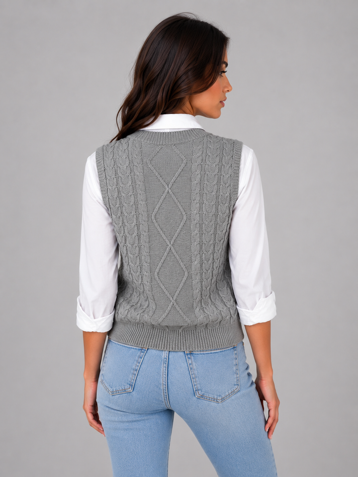 Eleonore | Cable Knit Vest with V-Neck Fit