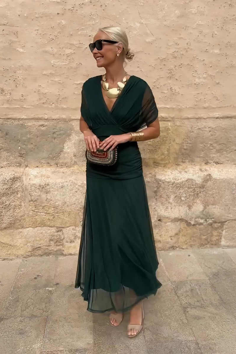Renata | Gradient Pleated Maxi Dress with V-Neck