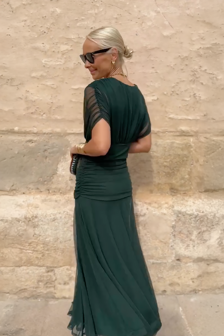 Renata | Gradient Pleated Maxi Dress with V-Neck