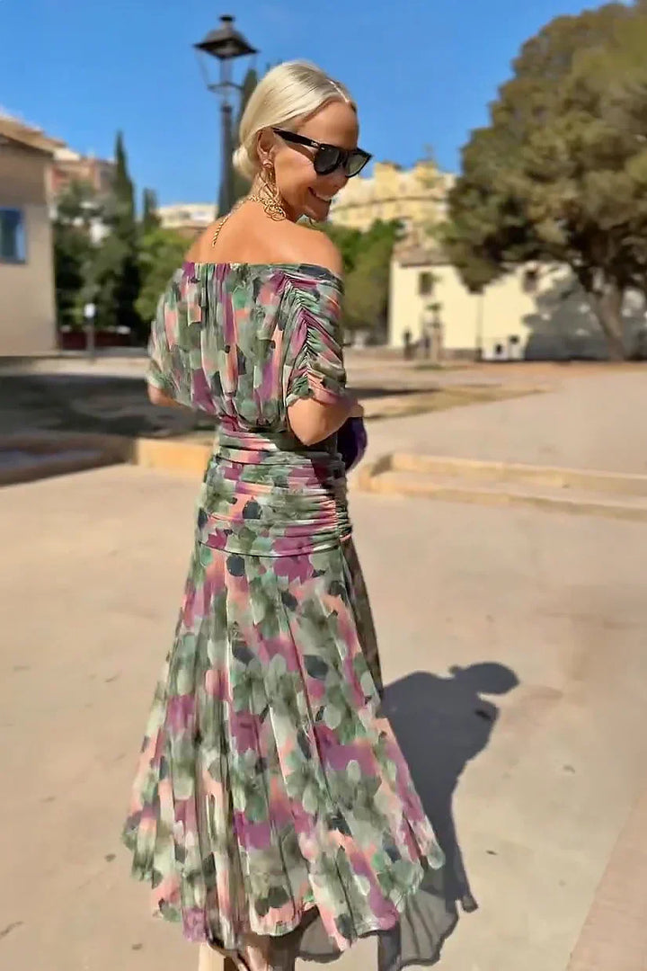 Renata | Gradient Pleated Maxi Dress with V-Neck